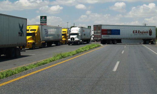 trailers puente Reynosa phar