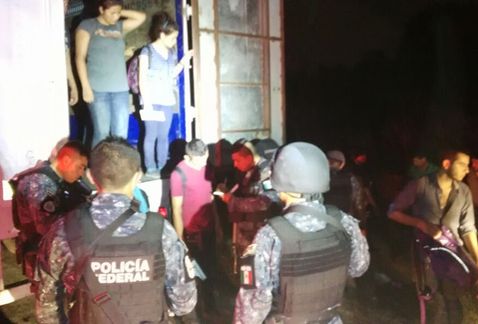 Inspeccion rescatar centroamericanos repatriados residencia MILIMA20160520 0415 11
