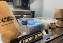 freigthliner operadores kits sanitarios