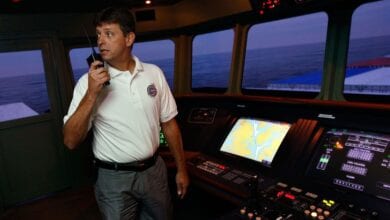 Pilotos Navales se oponen al control de militares en puertos 25 oficial proteccion buque1