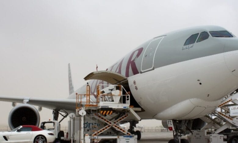 Qatar airways cargo cdn.airplane pictures.net 1200x900 1