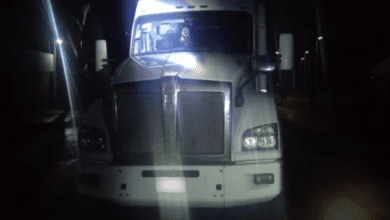 Recuperan camión Kenworth con reporte de robo en Jilotepec, operador esta detenido 29 Jilotepec
