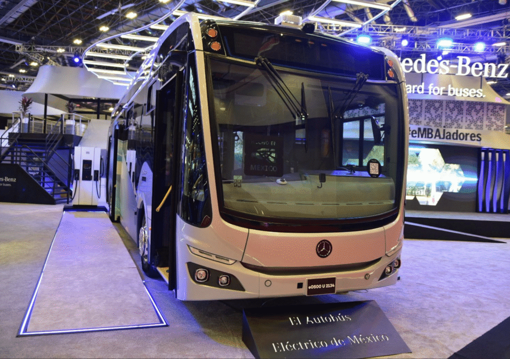 Daimler reforzó su compromiso con el mercado mexicano en sus tres marcas 2 Captura de pantalla 2025 11 18 a las 8.18.00 a.m